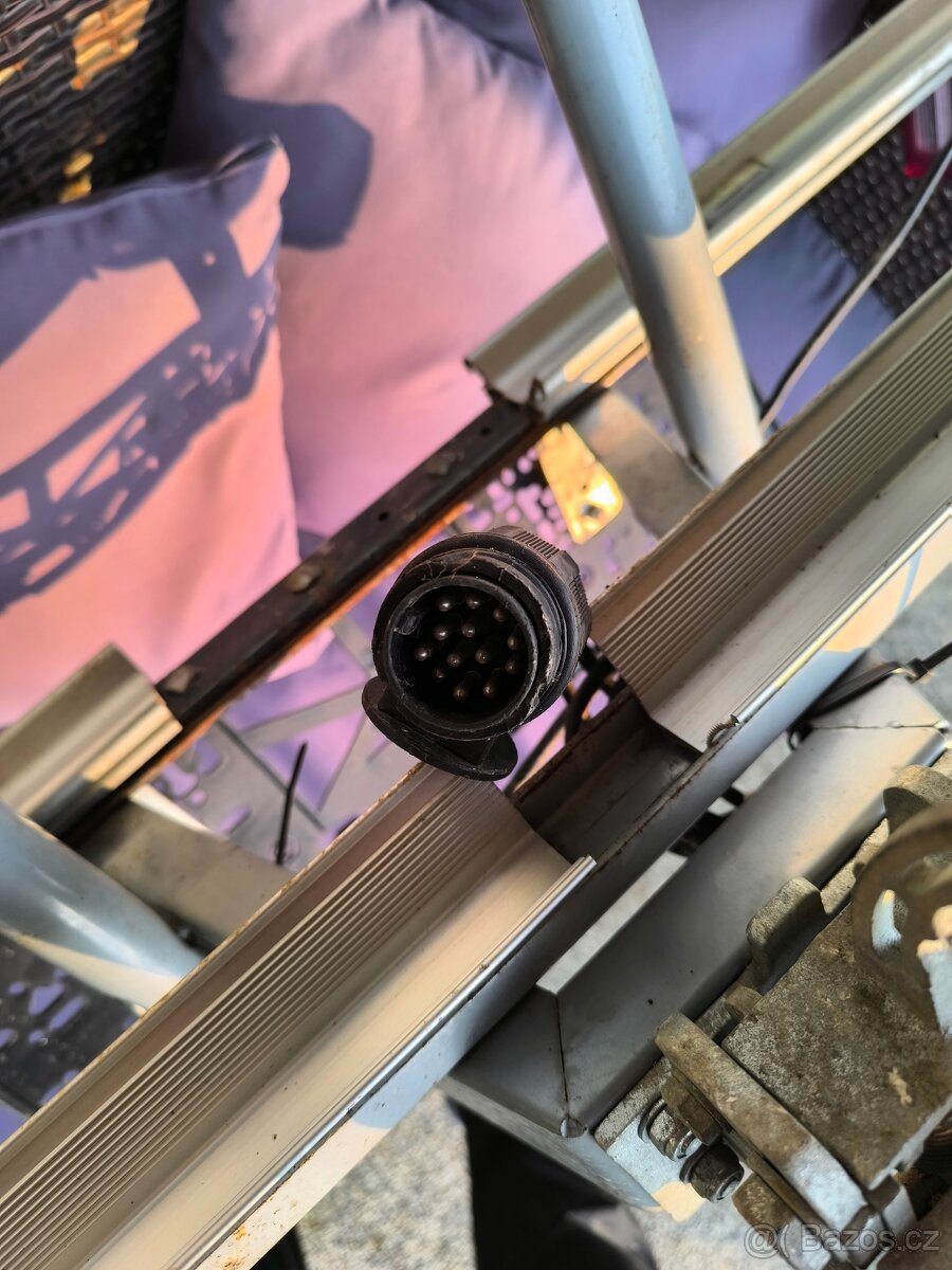 Nosič kol na tažné zařízení - 3