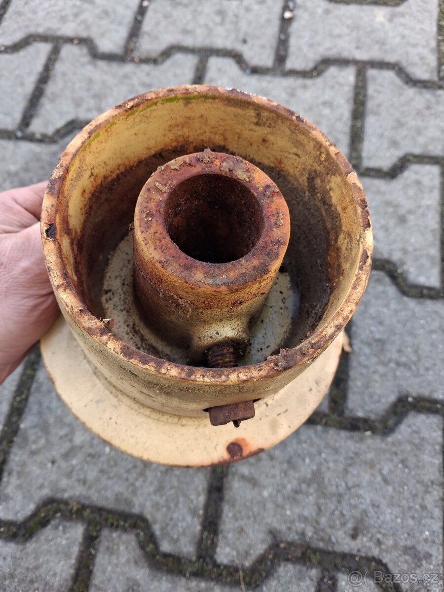 ŠTÍPACÍ KUŽEL - 3