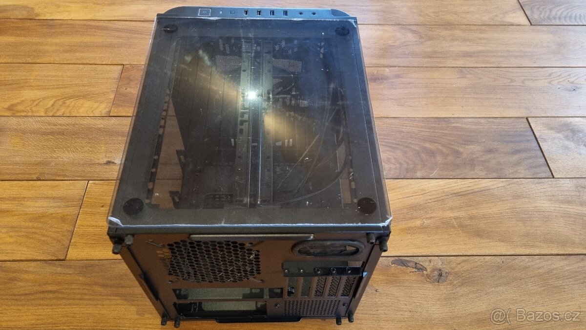 PC skříň Thermaltake LEVEL 20 VT - 3