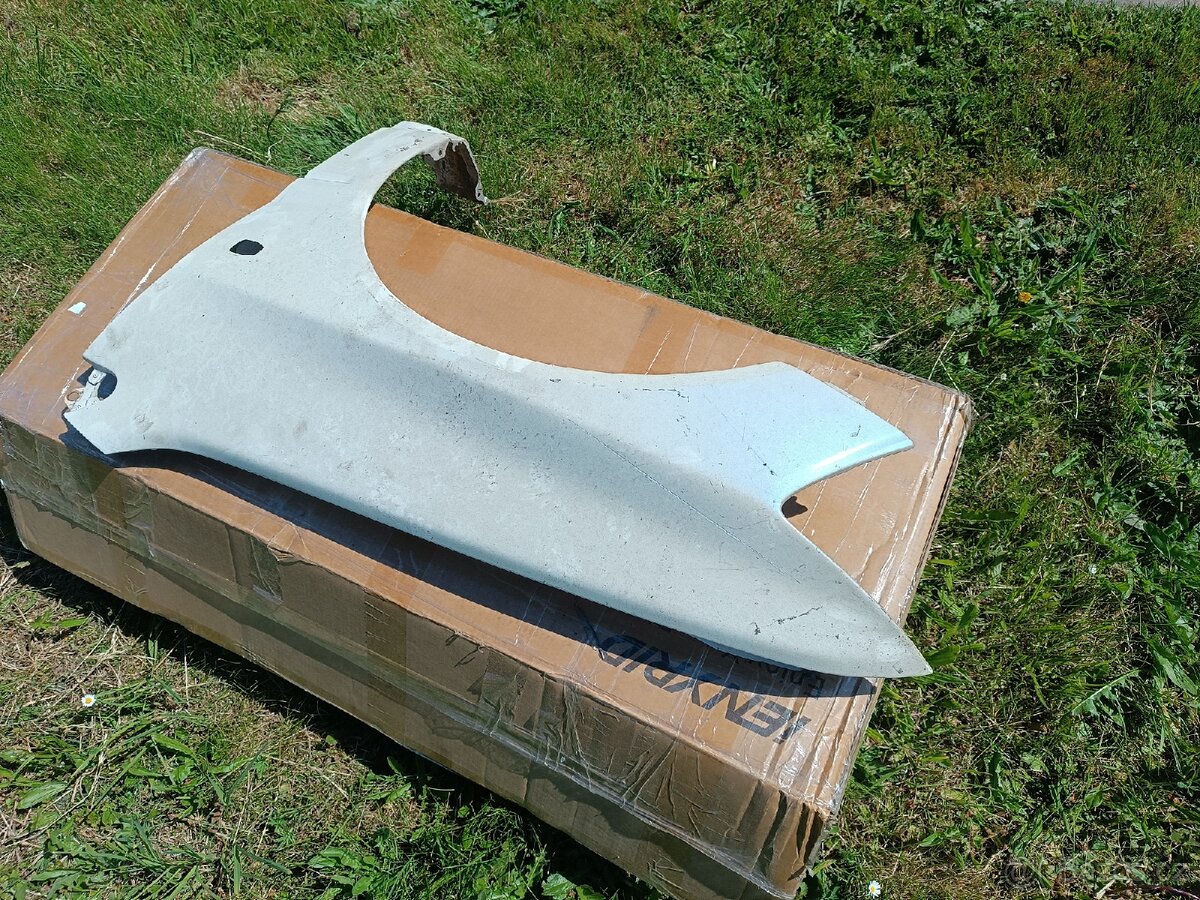 Mitsubishi Lancer Evo Blatníky, palubka,topení - 3