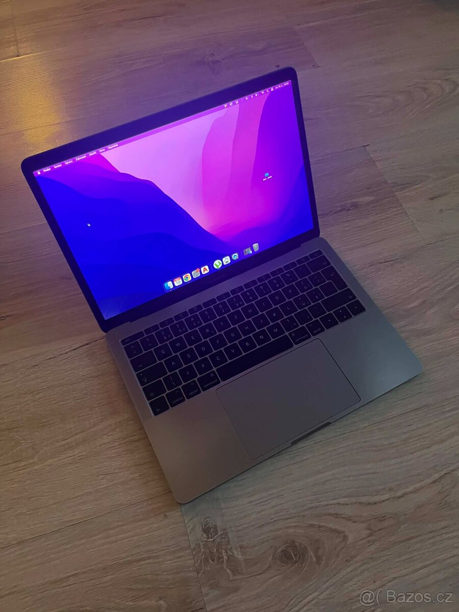 MacBook Pro 13" 2017 - 3