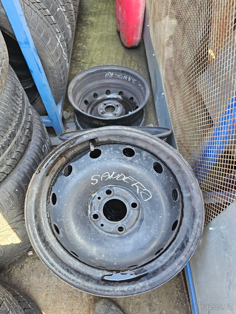 Dacia Sandero Plech disky 15" - 3