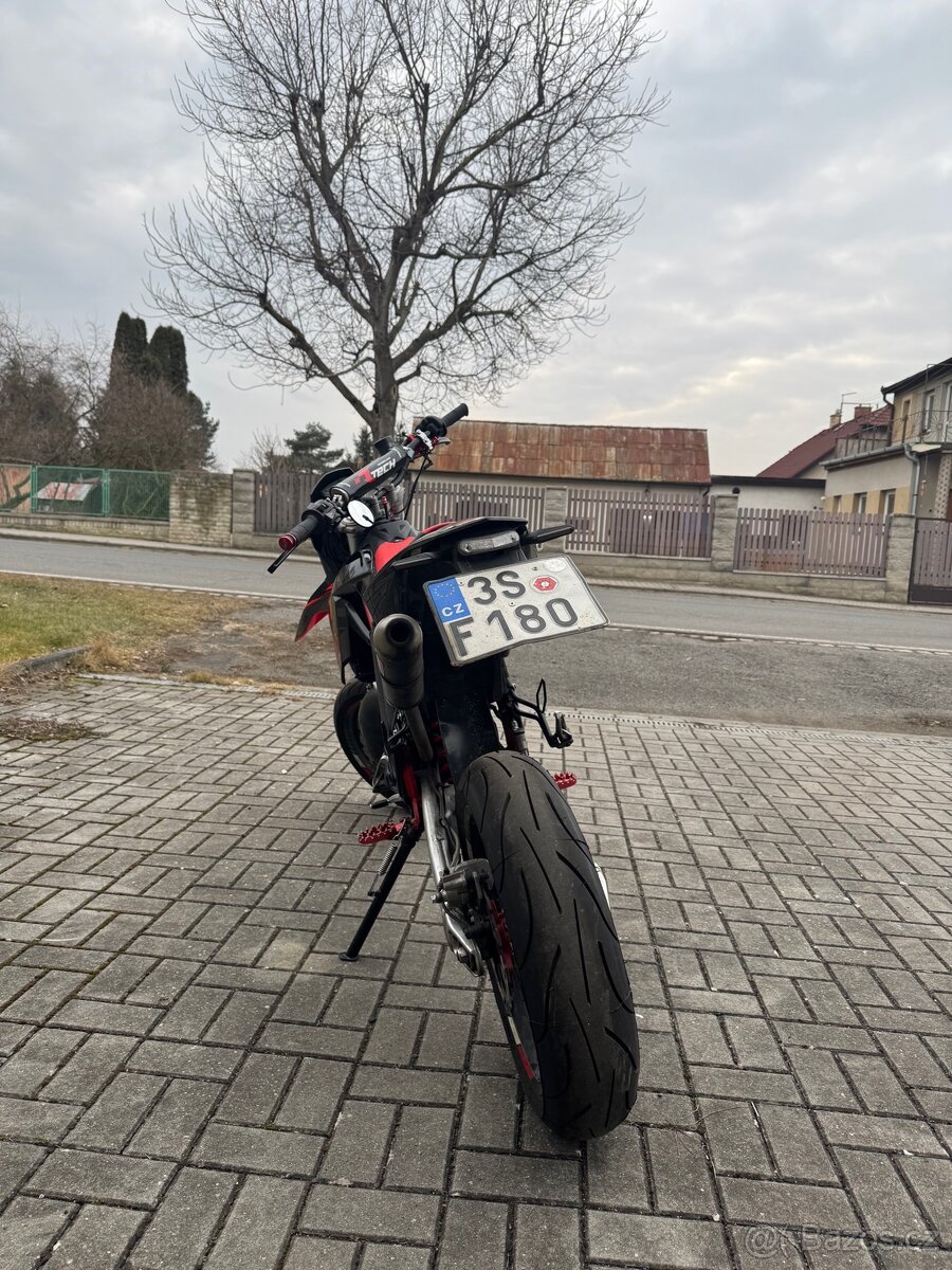 Aprillia SX 125ccm 2T