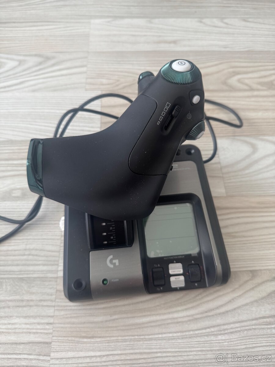 Logitech G Saitek X52 Pro Flight Control System - 3