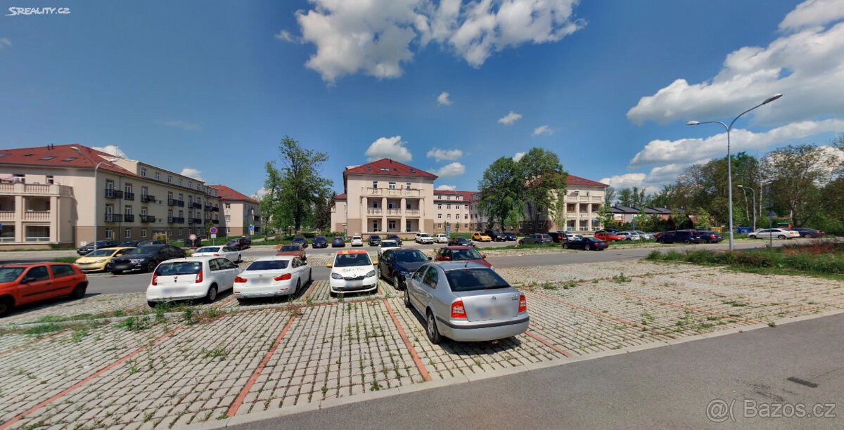 Pronájem parkovacího místa - 3