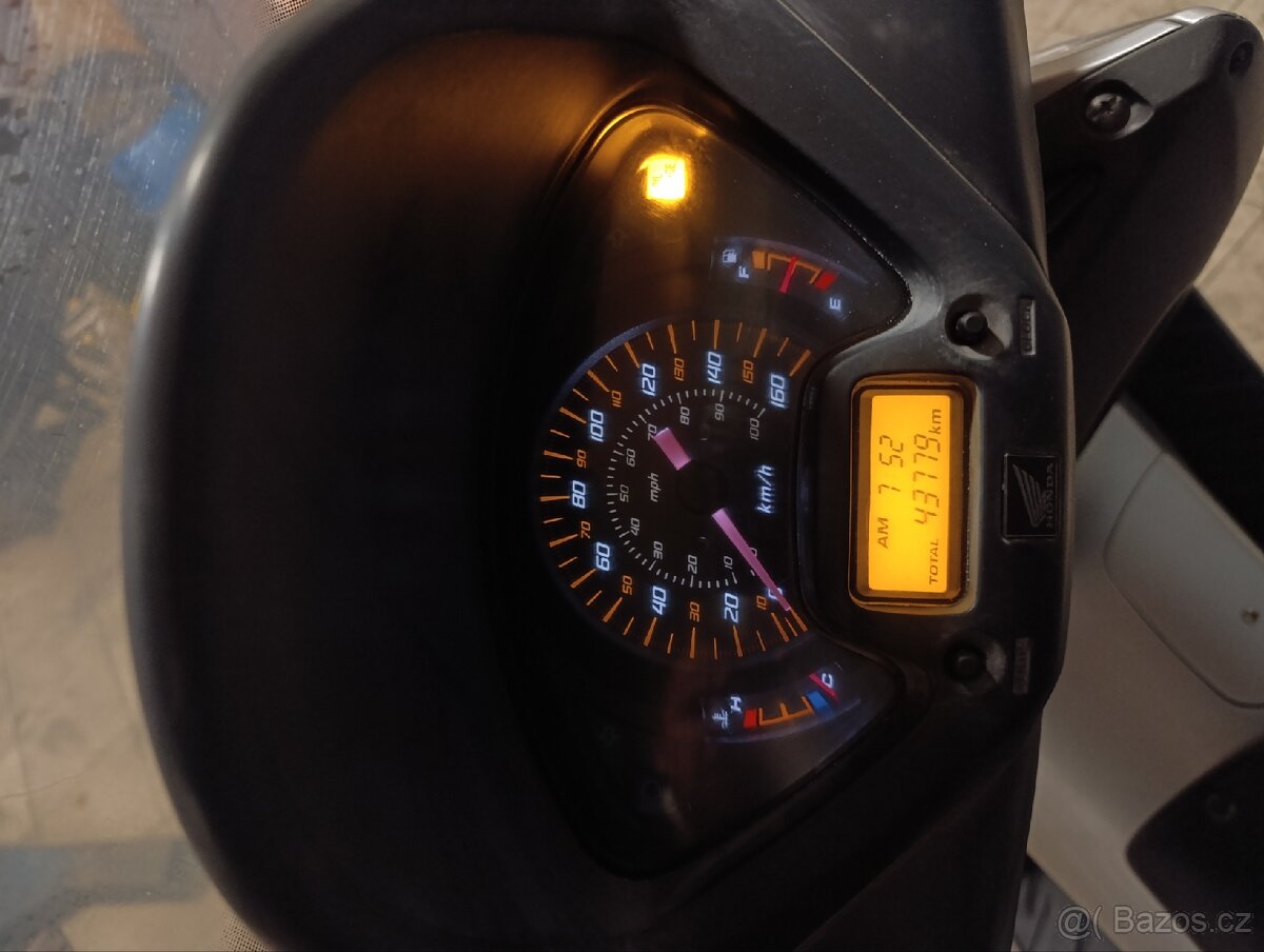 Honda Pantheon skútr - 3