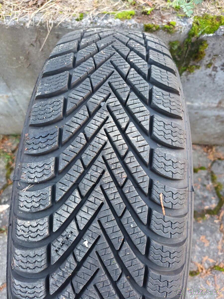Zimní komplet kola Alfa Romeo 147 195/65 R15 - 3
