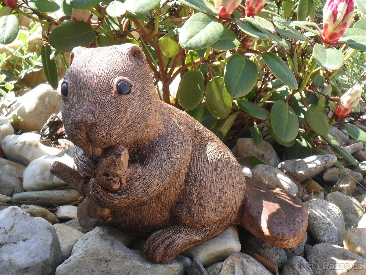 Zahradní dekorace - bobr - 3