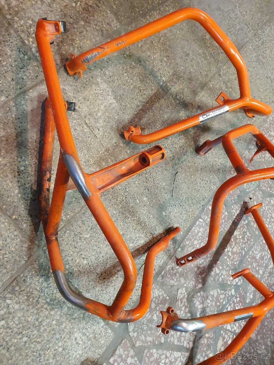 Padací rámy KTM - 3