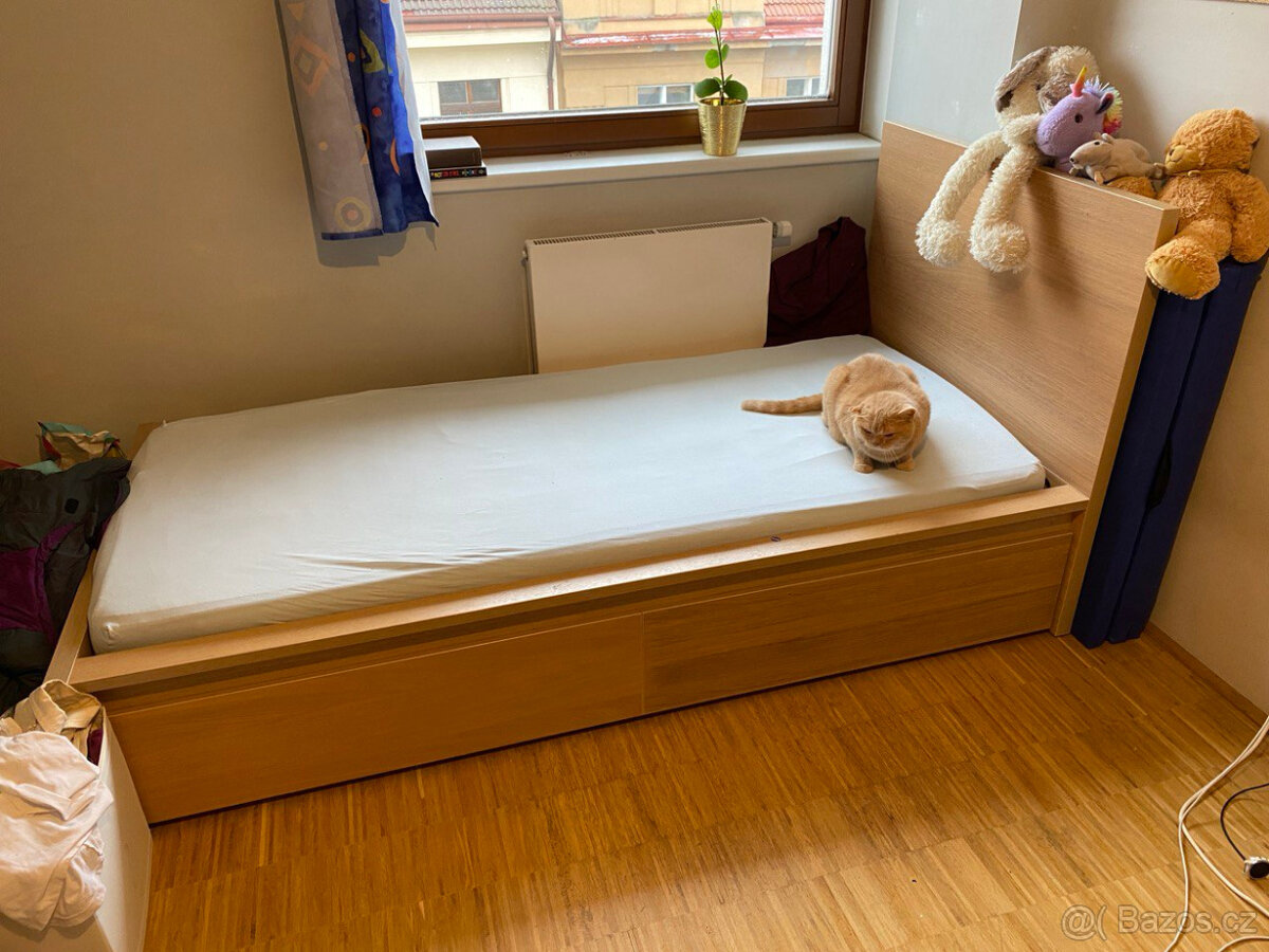 jednolůžková postel MALM ikea - 3
