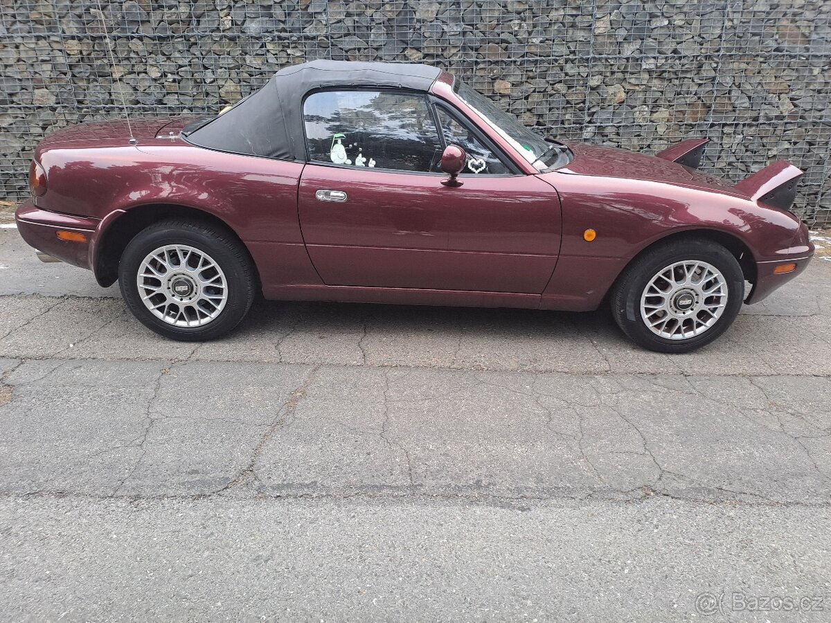 Mazda mx-5 - 3