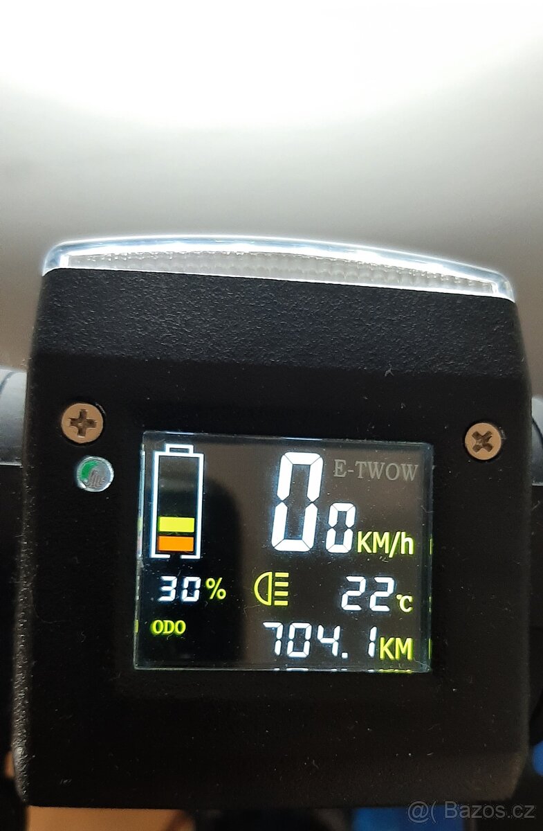 Koloběžka SXT Light Plus, 704 km najeto - 3