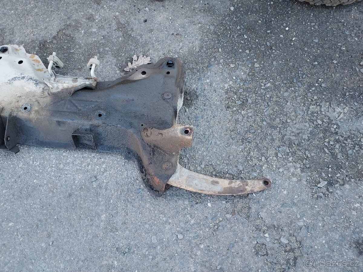 nápravnice Peugeot 307 - 3