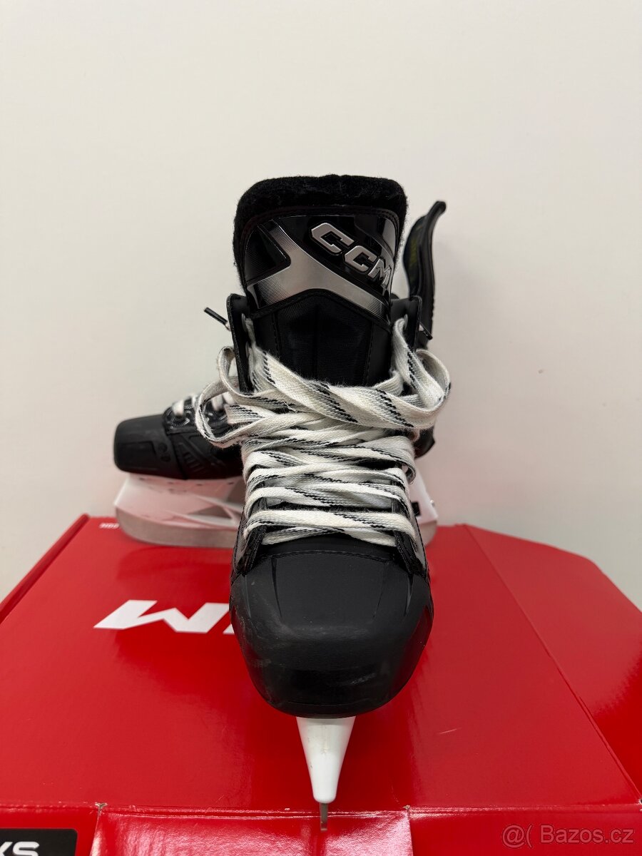 Brusle CCM TAKCS XF80 SR - 3