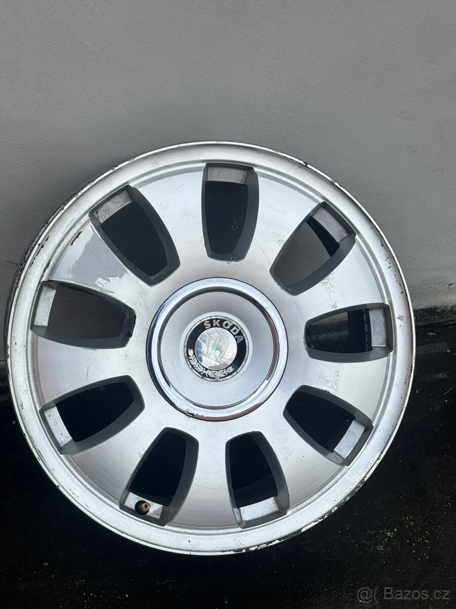 Alu disky r16 Octavia 1 - 3