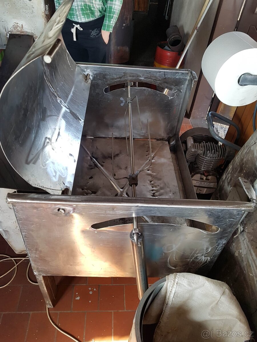 Prodám gril na kýtu - 3