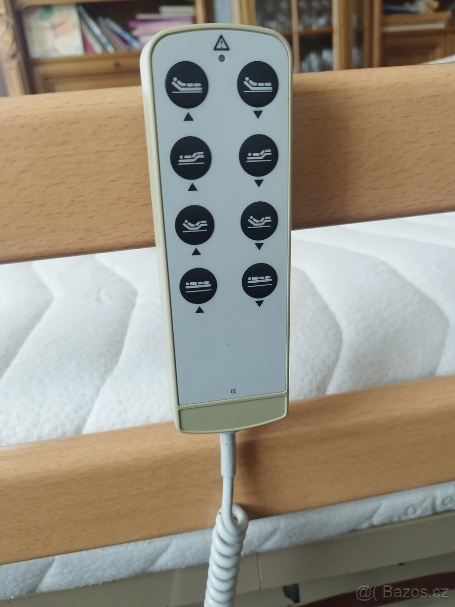 Elektrická polohovací zdravotní postel - 3