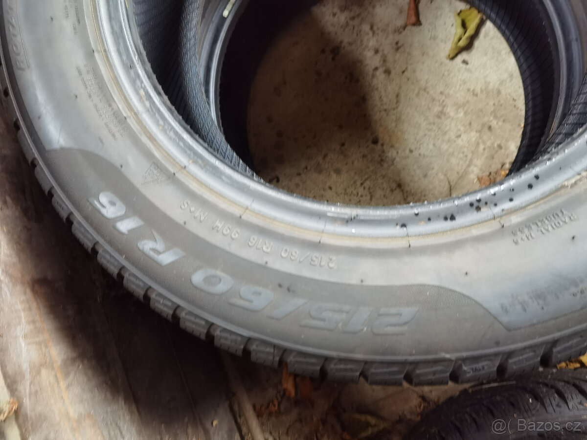 zmní pneu Pirelli 215 60 16 - 3