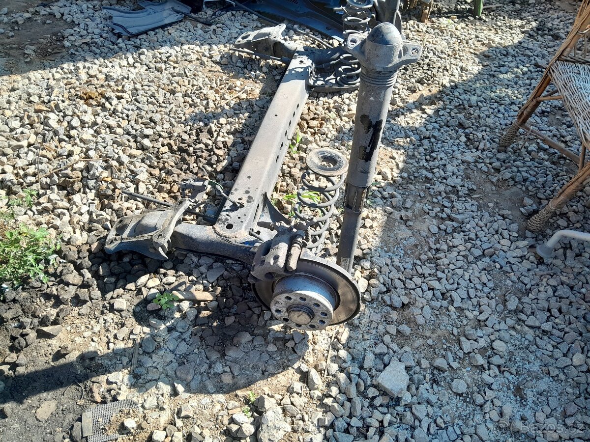 Zadní náprava Octavia 3 combi lift - 3