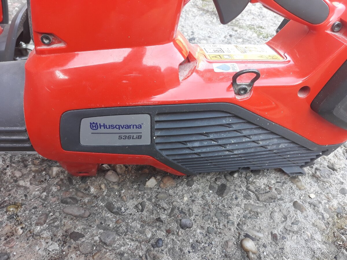 aku fukar a nuzky na zivy plot Husqvarna - 3