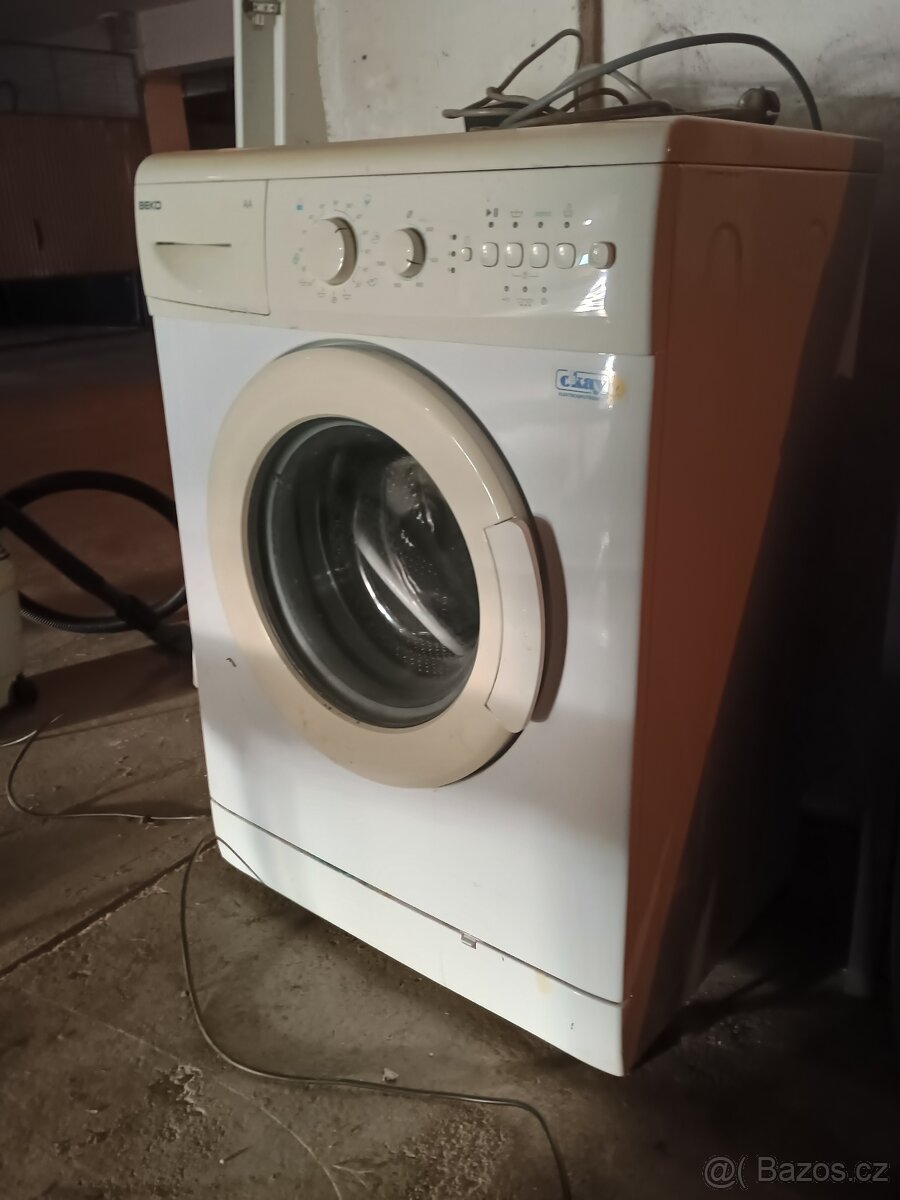 Pračka BEKO - 3