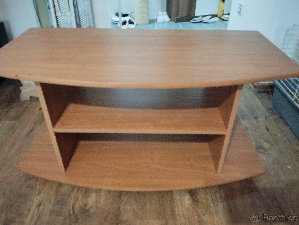 Stolek pod televizi - 3