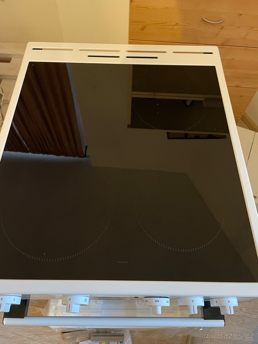 Elektrický sporák Mora c2231aw - 3