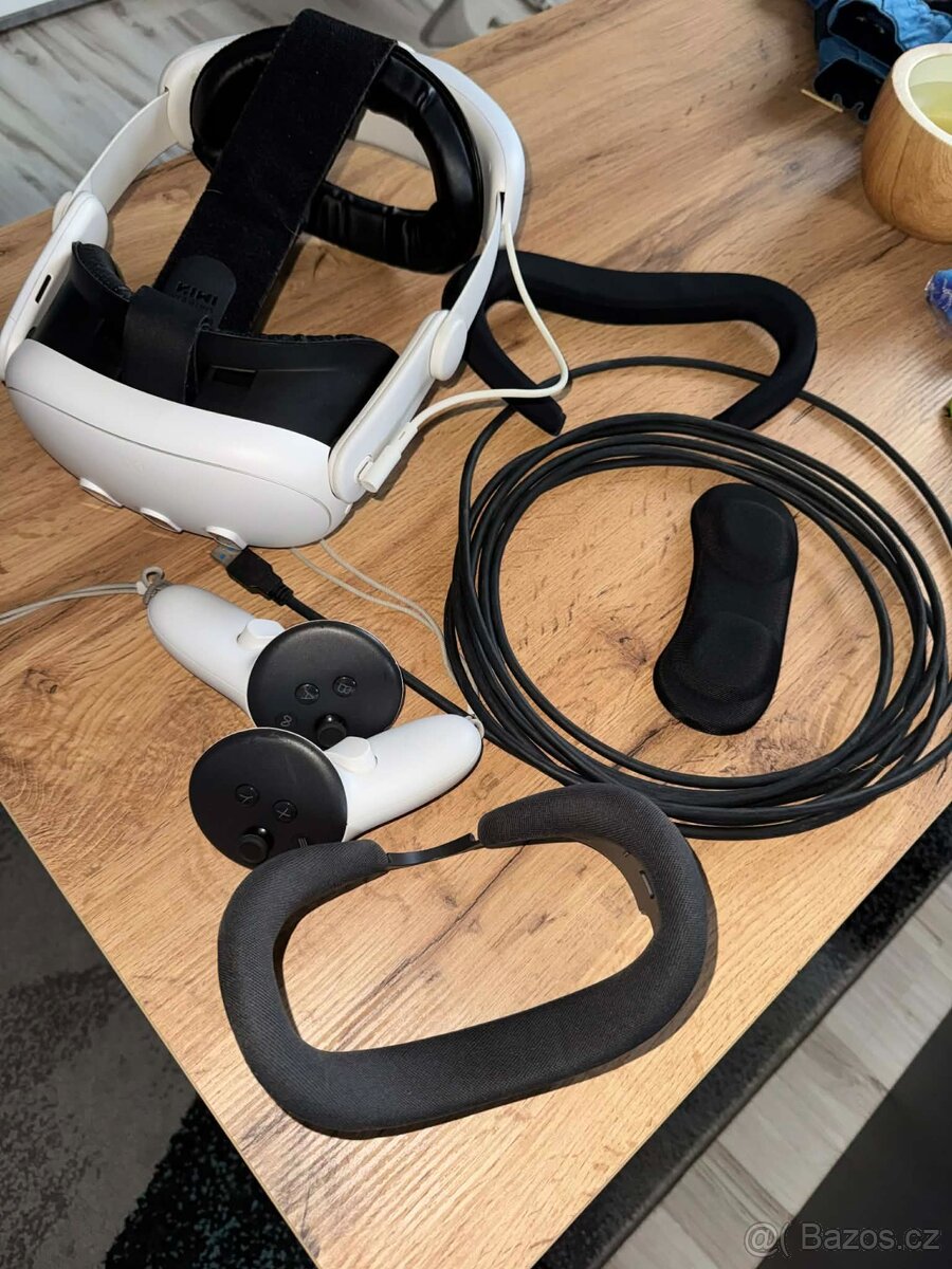 Virtalní realita META QUEST 3 - 3