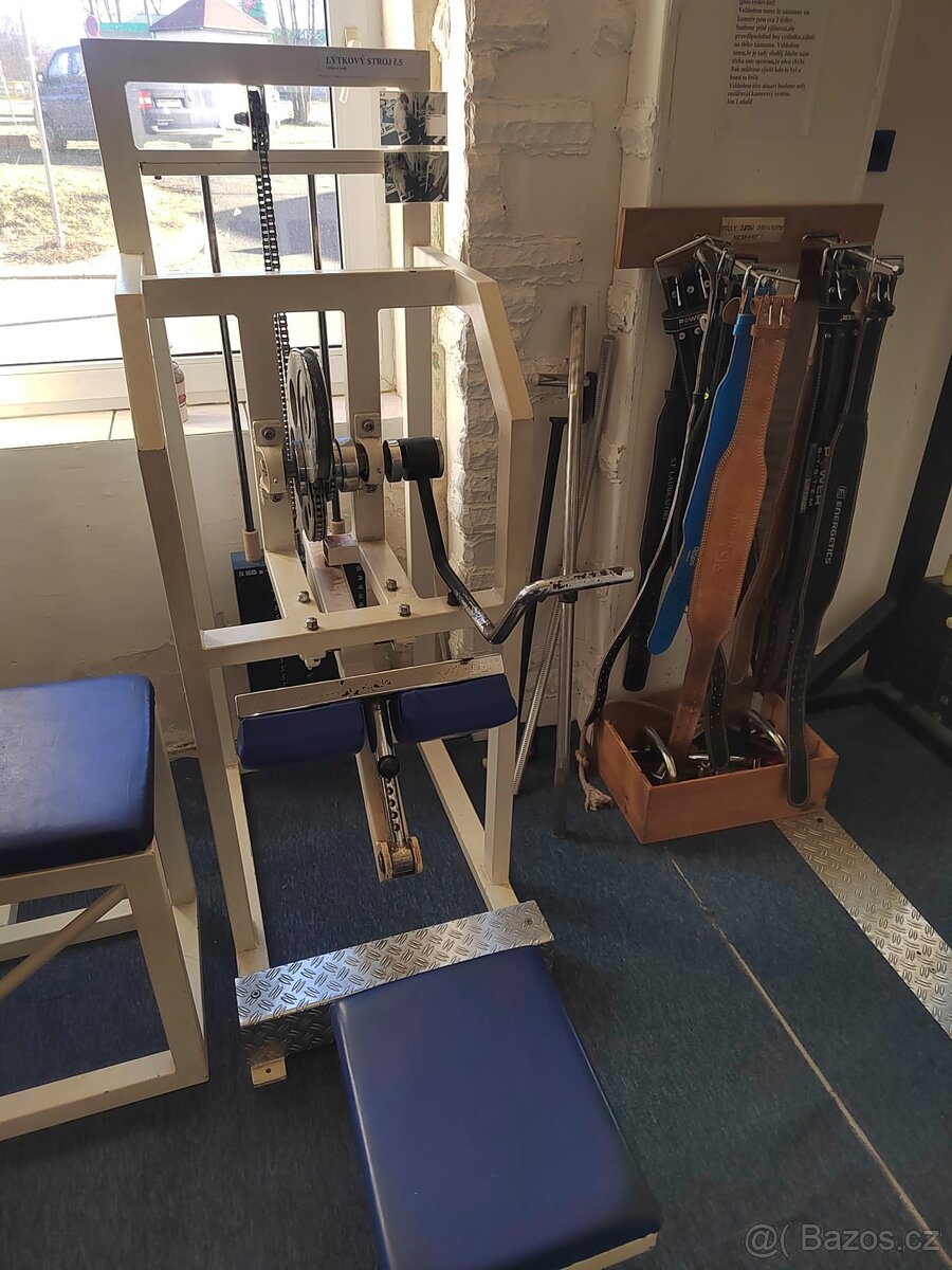 CELÁ POSILOVNA, STROJE, ČINKY - 3