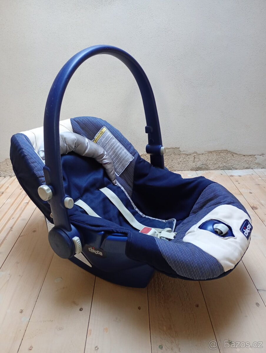 Prodám dětskou autosedačku Chicco (vajíčko) - 3
