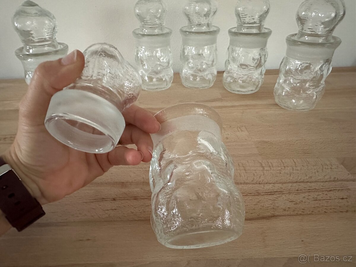 SKLENĚNÉ KOŘENKY PYTEL BRAMBOR P. PÁNEK - 3