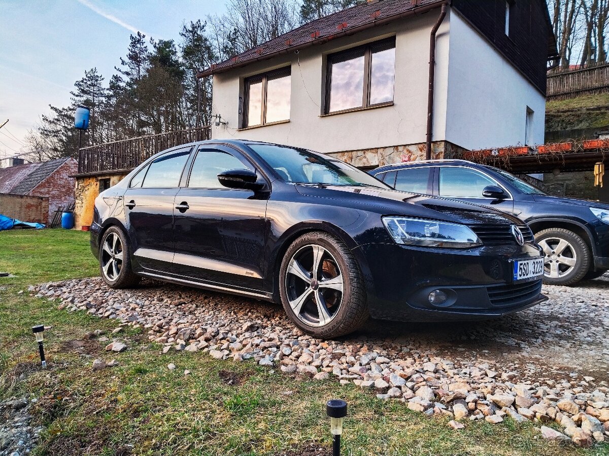 VW Jetta - 3