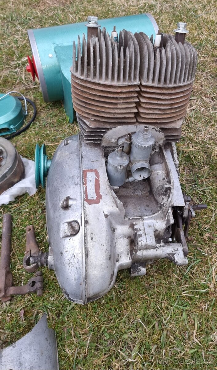 Predam motor velorex 350 - 3