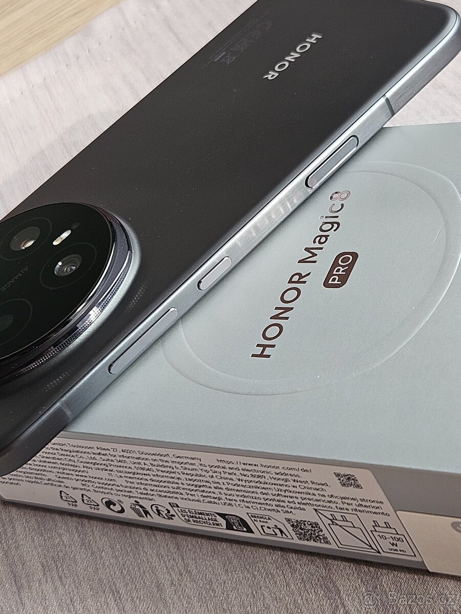 Honor Magic 8 Pro 5G 12/512GB černý - 3