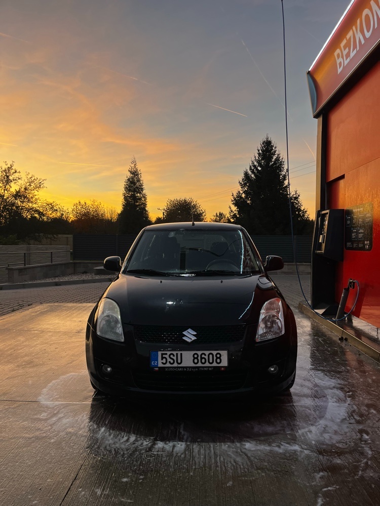 Suzuki Swift 1.5 (75 kW) – 100th Anniversary Edition - 3