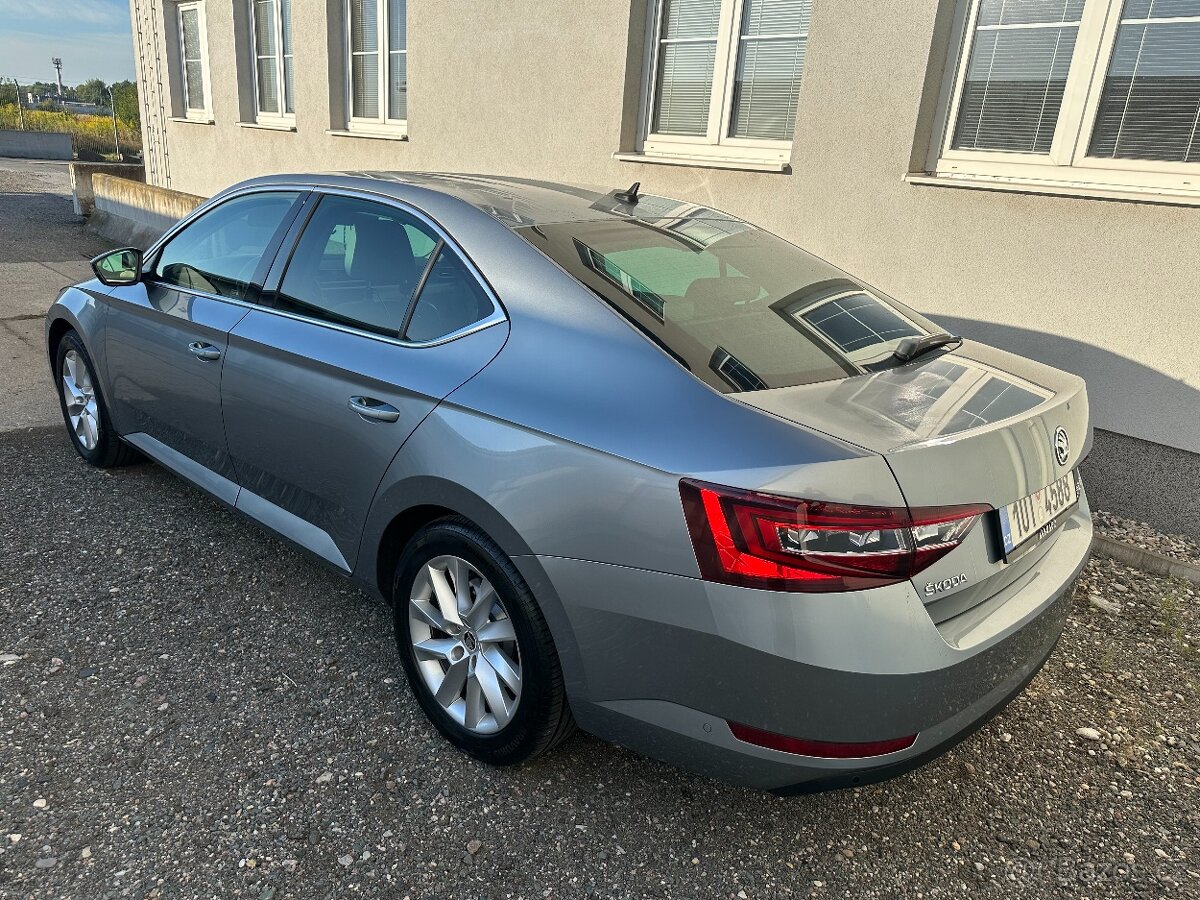 Škoda Superb III 1.4 TSI 110 kW, 2017, 6ti rychlostní manuál - 3