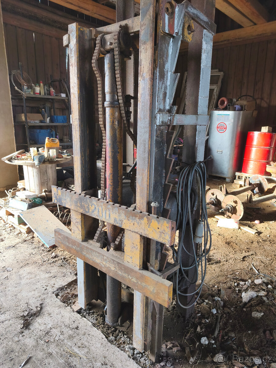 Věž VZV nosnost 3200kg - 3