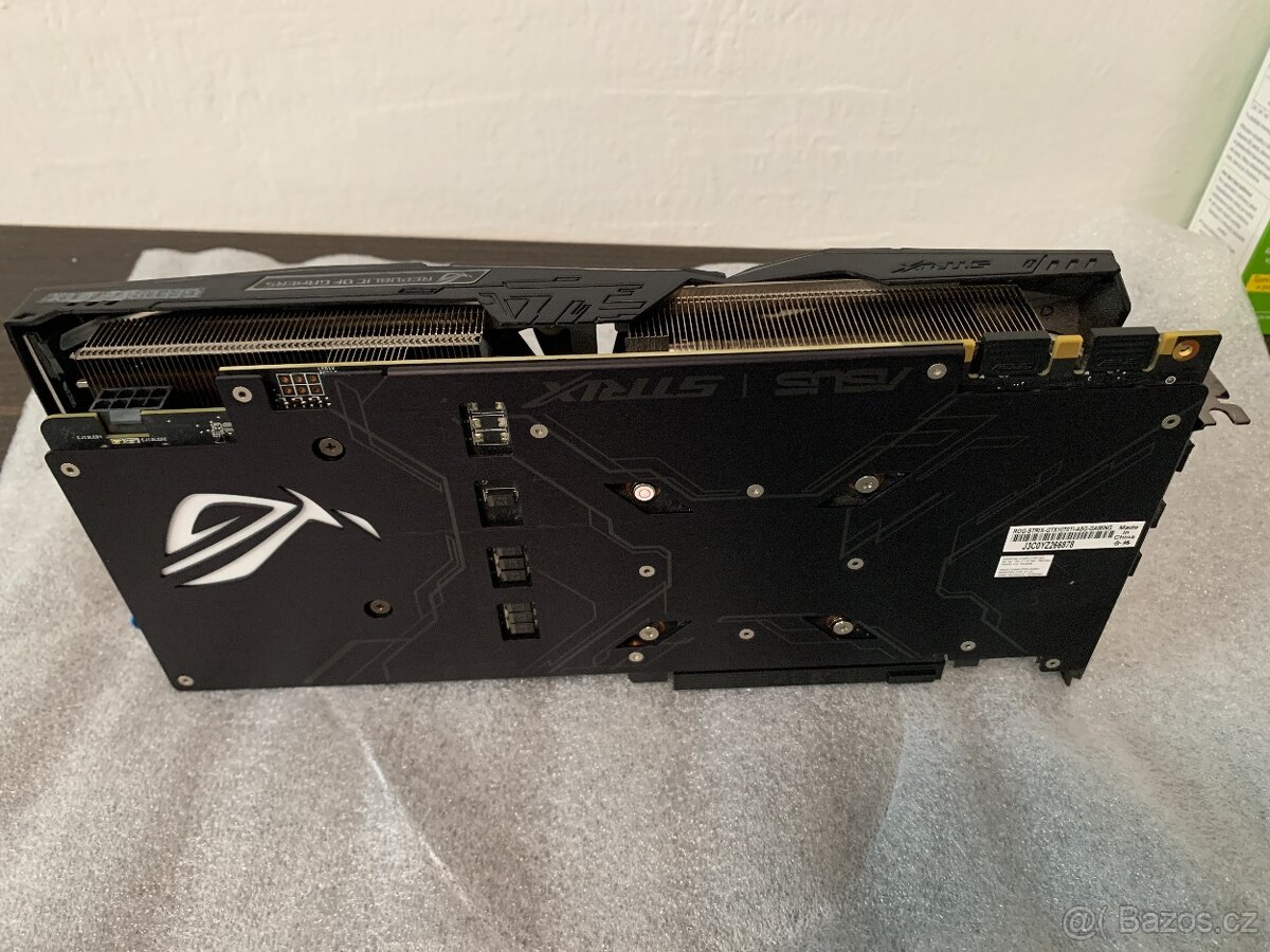 ASUS GeForce ROG-STRIX-GTX1070TI - 3