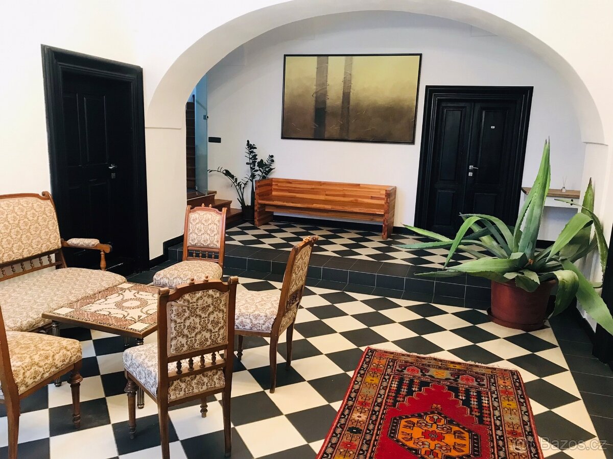 Pokojská / Pokojský – Zámeček Ostrov (HPP) - 3