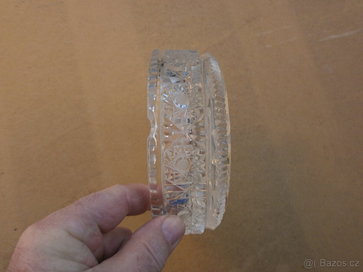 BROUŠENÝ POPELNIK - 3