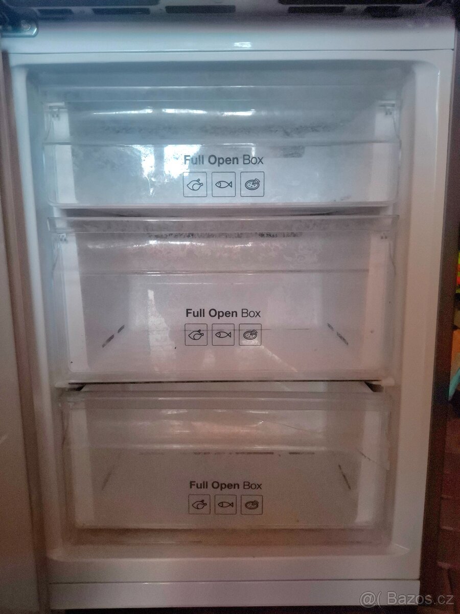 Lednice s mrazákem Samsung - 3