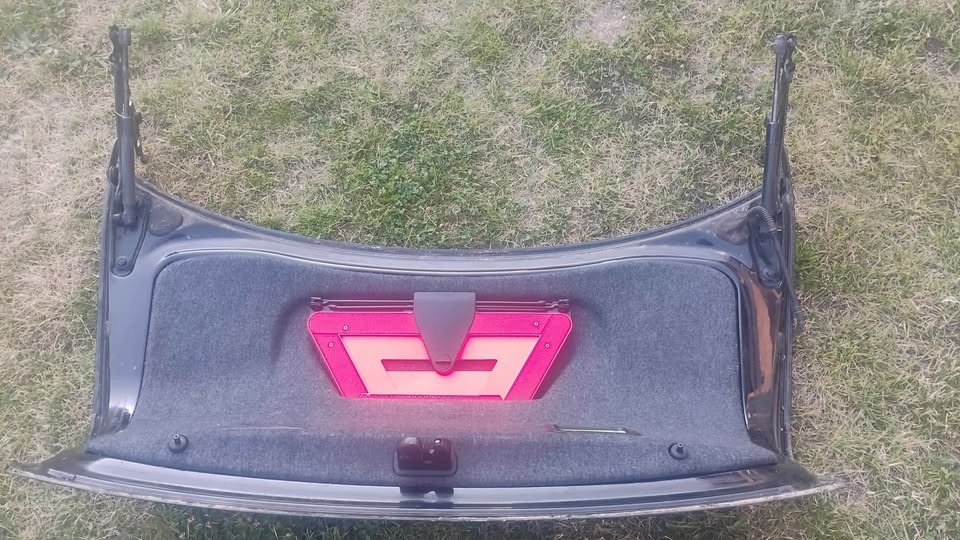 USA víko kufru audi a4 b6 S-line - 3