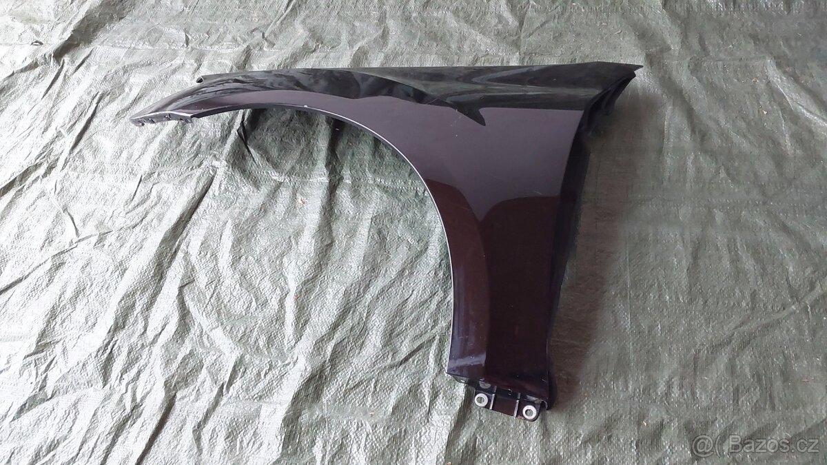 Mercedes W164 BLATNÍK LEVÝ ČERNÝ 2500kč - 3