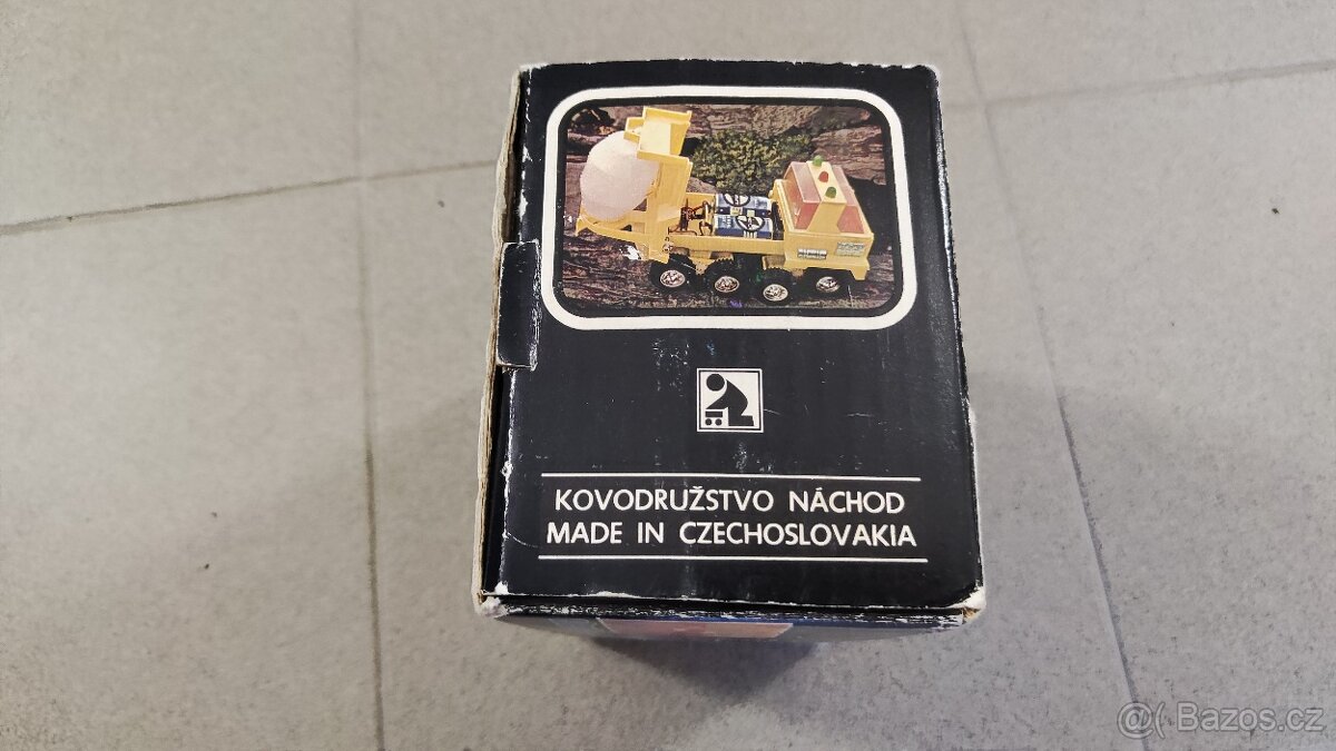 Retro hračka autíčko Bison Electric - 3