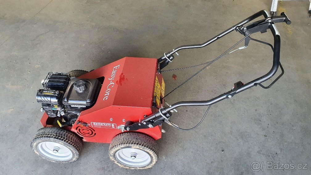 Motorový aerifikátor EC104 - lehce použitý stroj. - 3