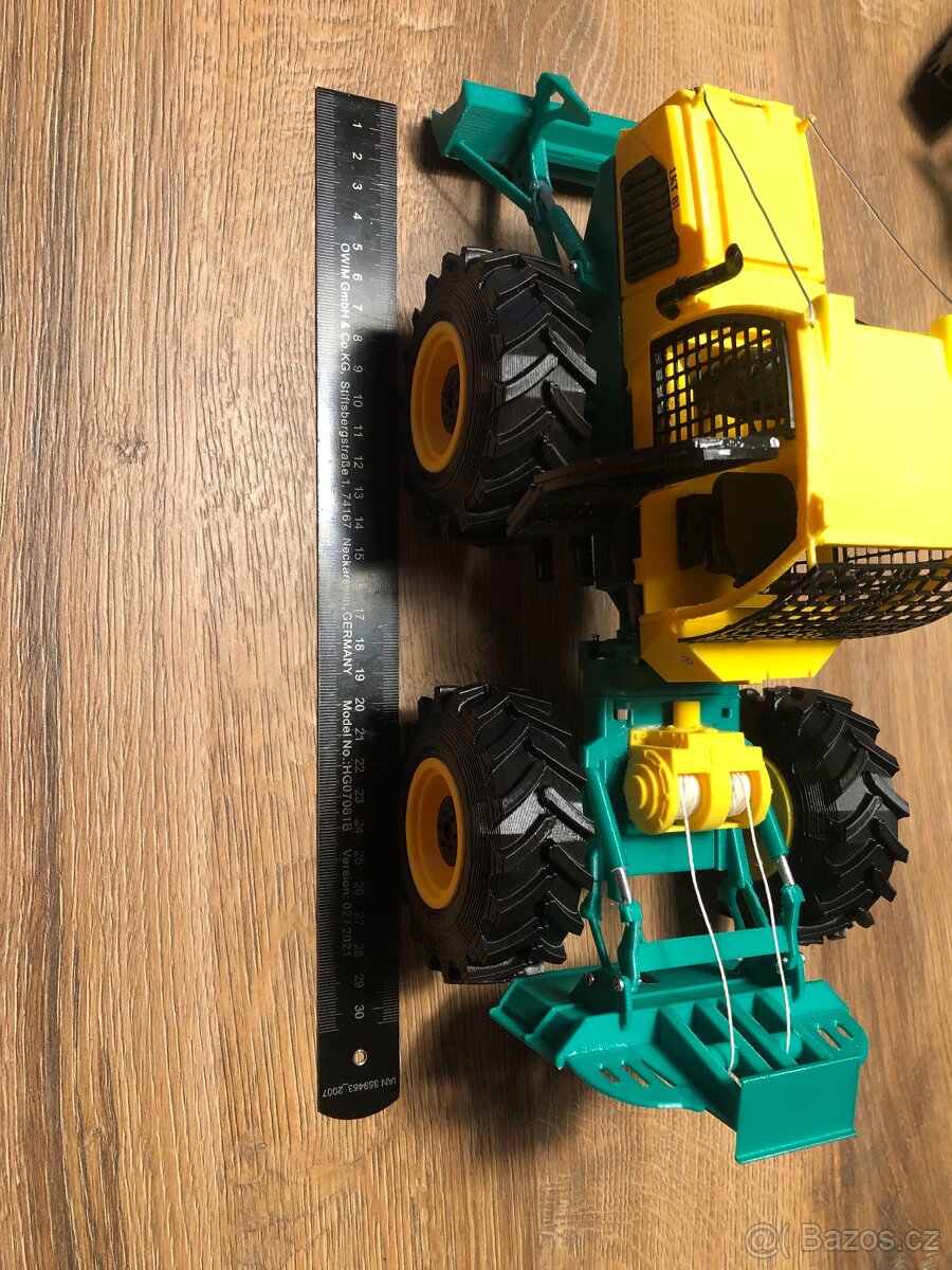 traktor hračka LKT - 3