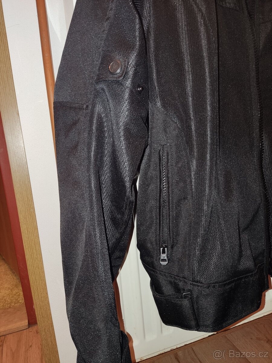 Moto bunda Revit - 3