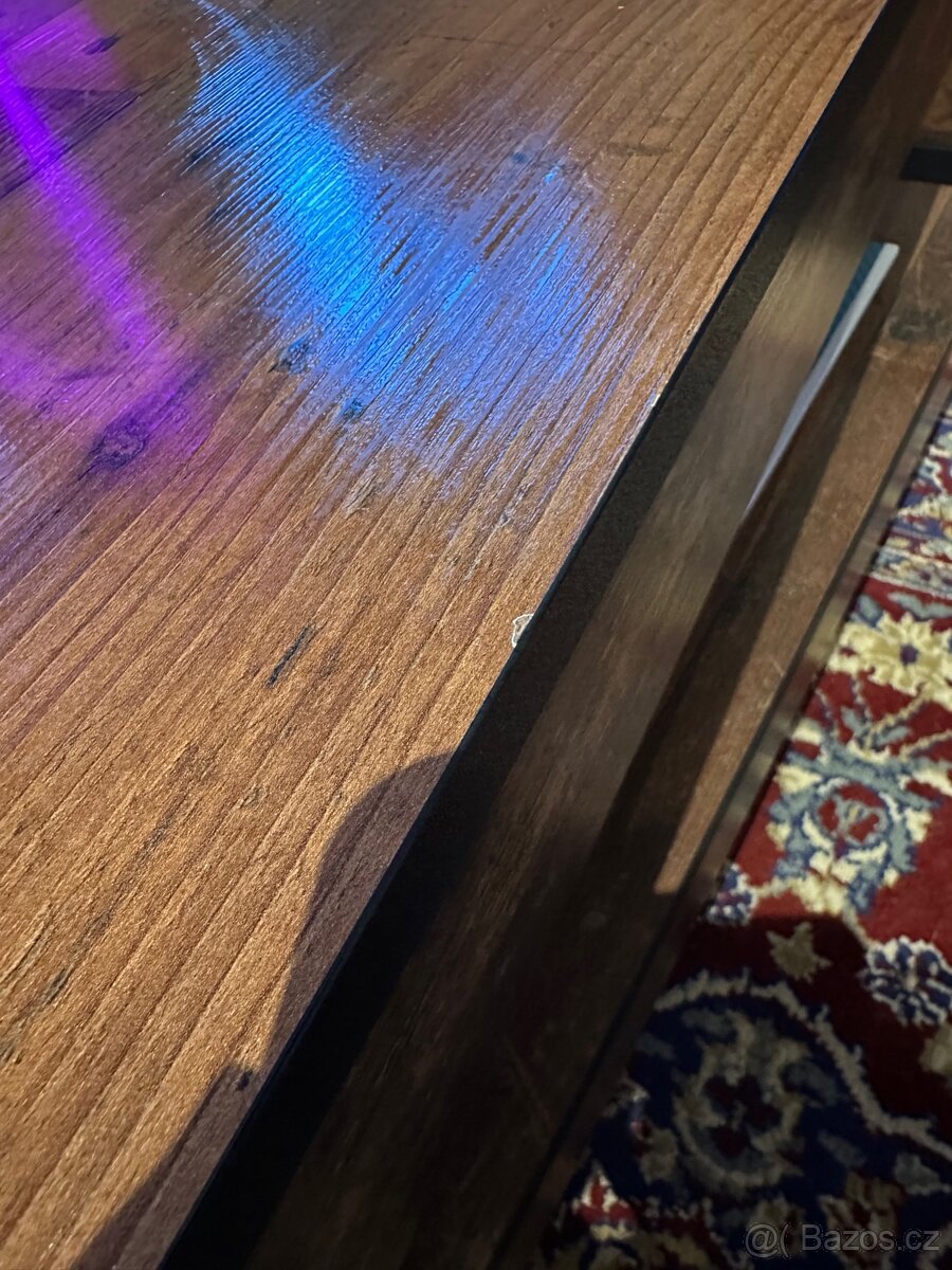 Polohovací konferenční stůl - 3