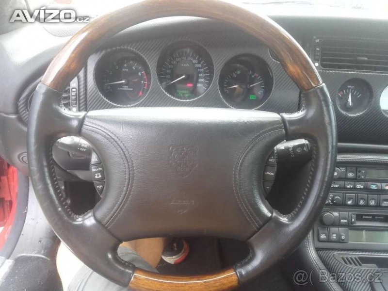 Jaguar XKR - 3
