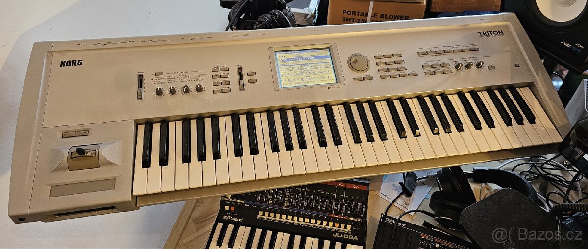 Korg Triton - 3